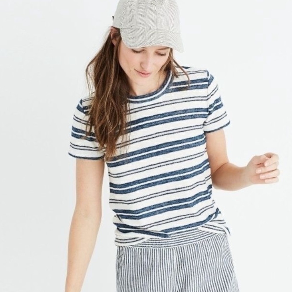 Madewell Hi-Fi Shrunken Tee in Vonda Stripe

Color: Santorini Sea